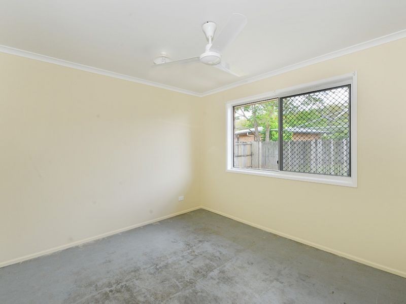 43 Frances Street, Mooroobool QLD 4870