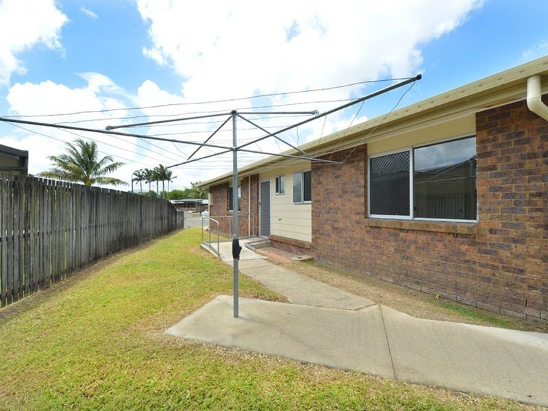 43 Frances Street, Mooroobool QLD 4870