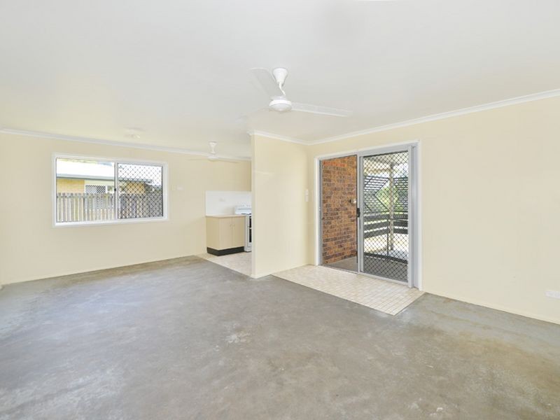 43 Frances Street, Mooroobool QLD 4870