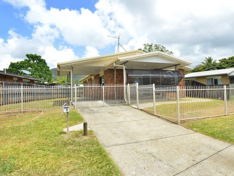 43 Frances Street, Mooroobool QLD 4870