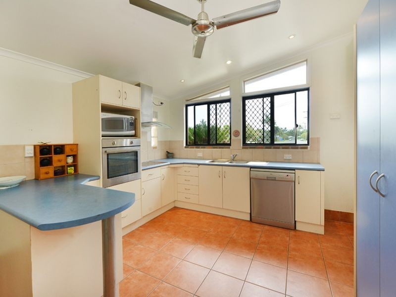 10 Richardson Street, Edge Hill QLD 4870