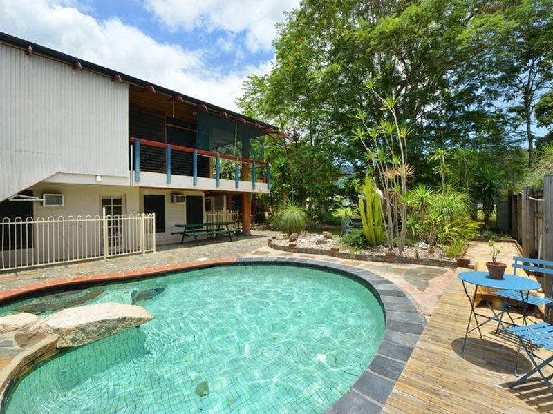 10 Richardson Street, Edge Hill QLD 4870