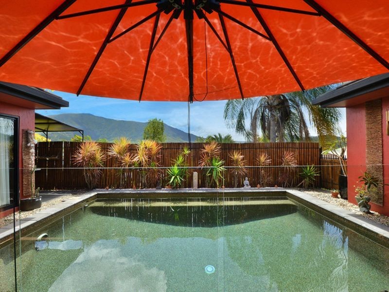 2 Yvette Court, Brinsmead QLD 4870
