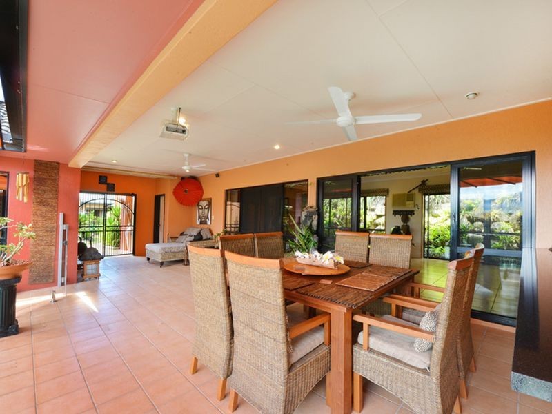 2 Yvette Court, Brinsmead QLD 4870
