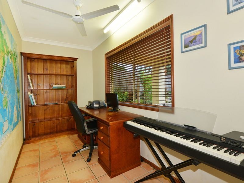 8 Terminalia Street, Redlynch QLD 4870