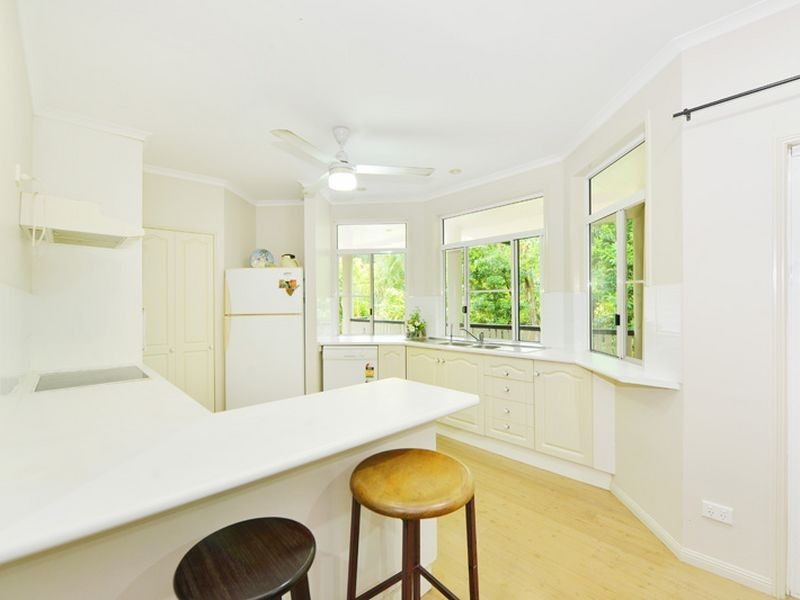 6 Barron View Drive, Freshwater QLD 4870