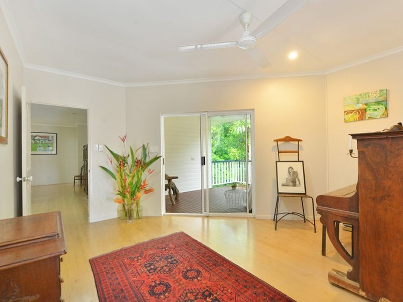 6 Barron View Drive, Freshwater QLD 4870