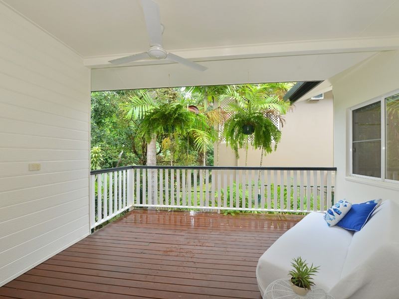 6 Barron View Drive, Freshwater QLD 4870