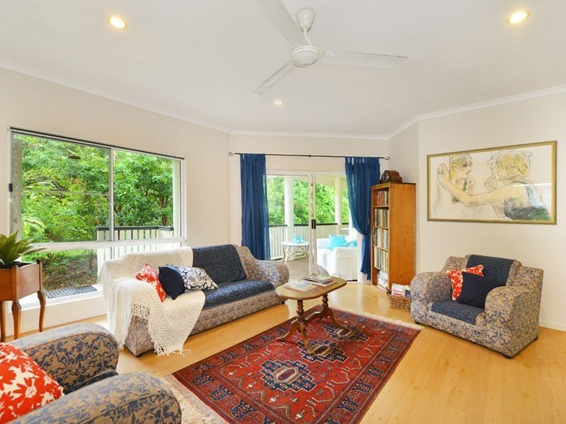 6 Barron View Drive, Freshwater QLD 4870