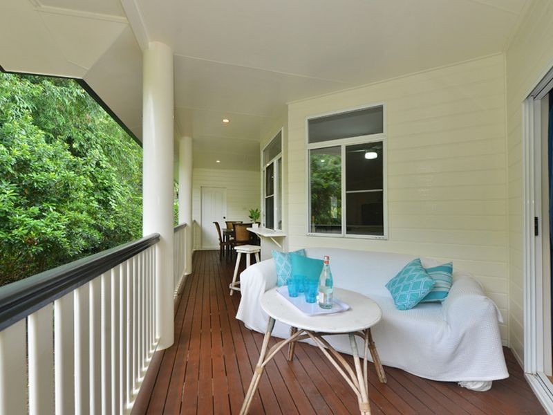 6 Barron View Drive, Freshwater QLD 4870