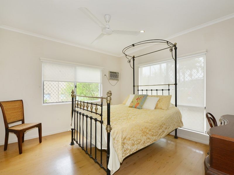 6 Barron View Drive, Freshwater QLD 4870