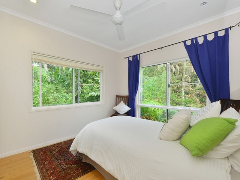 6 Barron View Drive, Freshwater QLD 4870