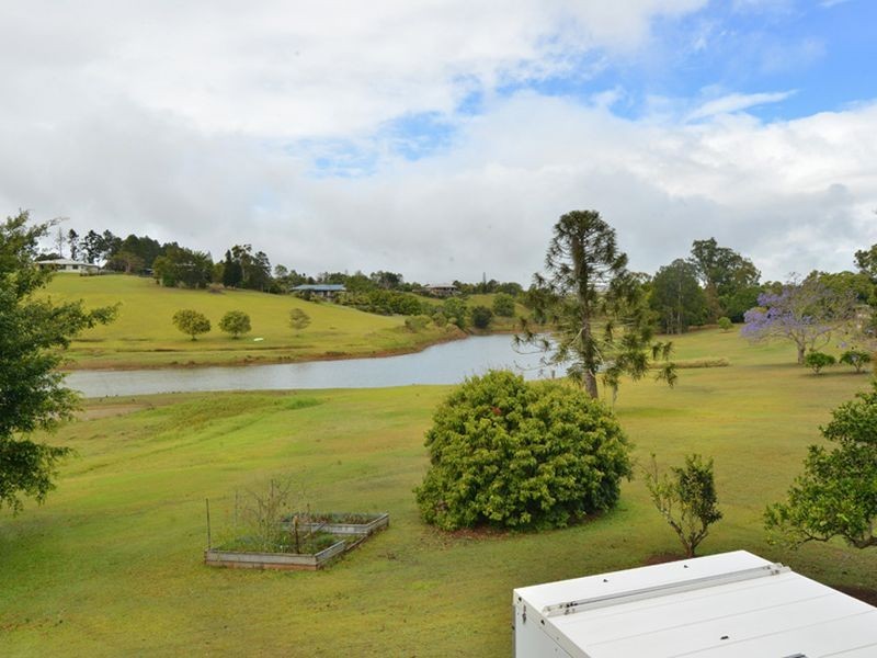 18 Oleander Drive, Yungaburra QLD 4884