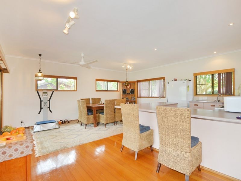 18 Oleander Drive, Yungaburra QLD 4884