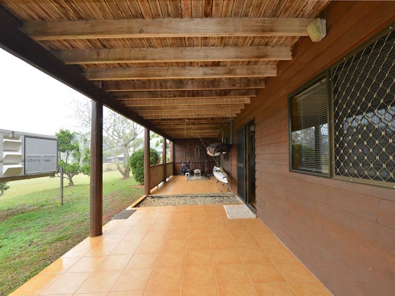 18 Oleander Drive, Yungaburra QLD 4884