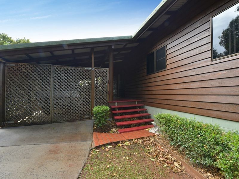 18 Oleander Drive, Yungaburra QLD 4884