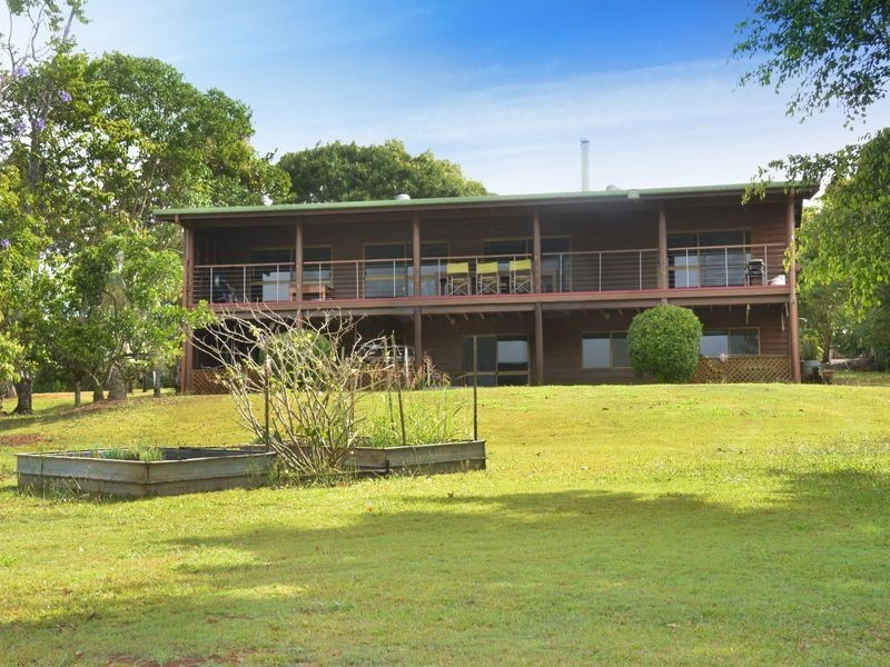 18 Oleander Drive, Yungaburra QLD 4884