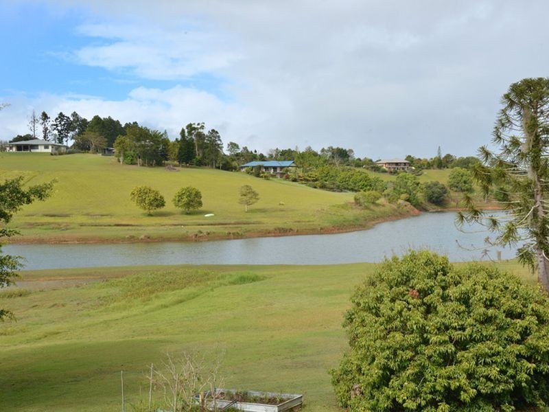 18 Oleander Drive, Yungaburra QLD 4884