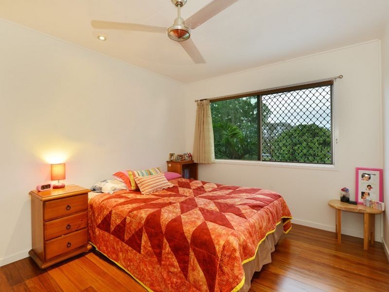 12 Purbeck Place, Edge Hill QLD 4870