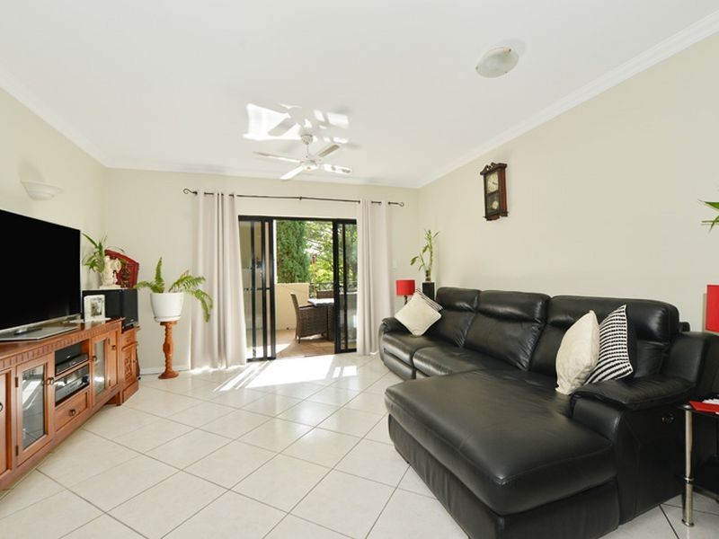 7/312 Lake Street, Cairns North QLD 4870
