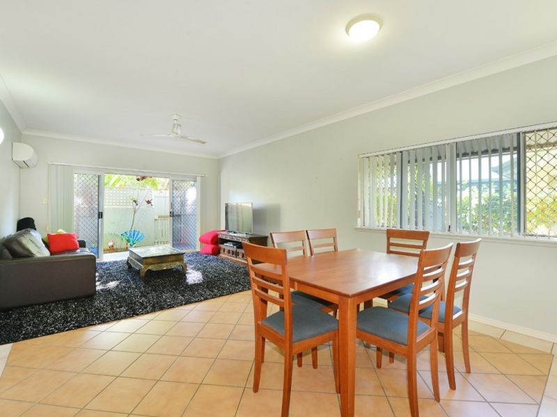 3/303 Lake Street, Cairns North QLD 4870