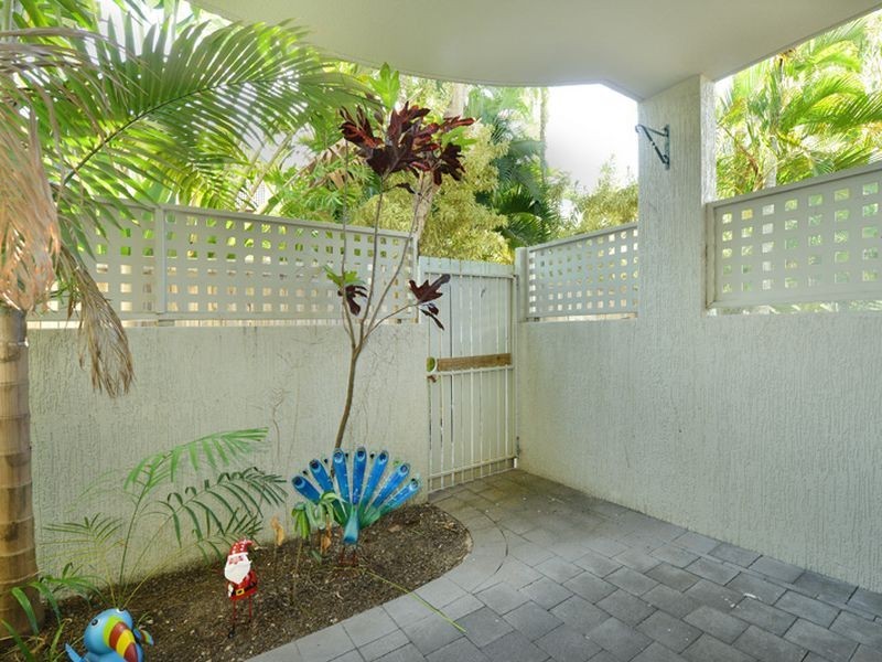 3/303 Lake Street, Cairns North QLD 4870