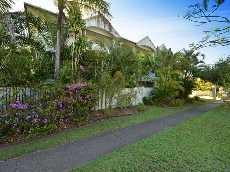 3/303 Lake Street, Cairns North QLD 4870
