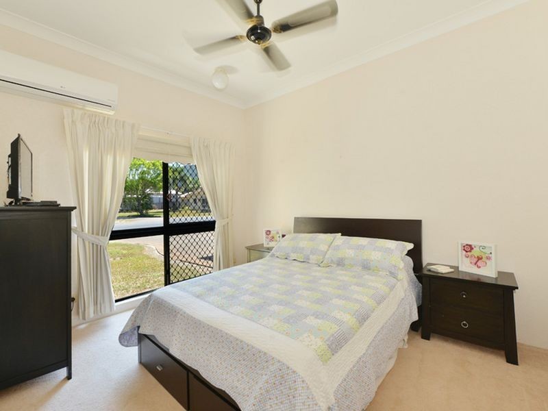 19 Meander Close, Brinsmead QLD 4870