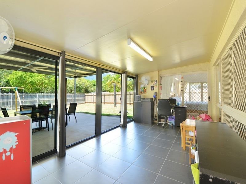 19 Meander Close, Brinsmead QLD 4870
