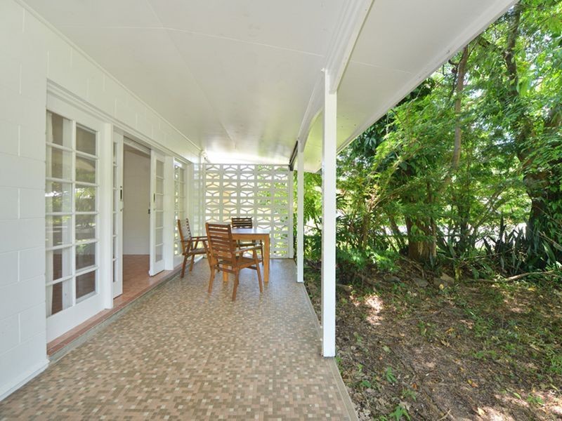 28 Murchison Street, Whitfield QLD 4870