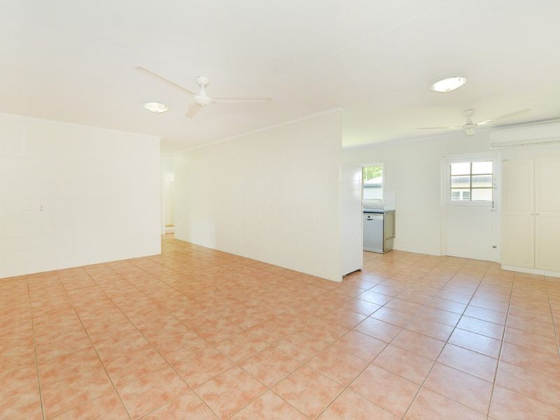 28 Murchison Street, Whitfield QLD 4870