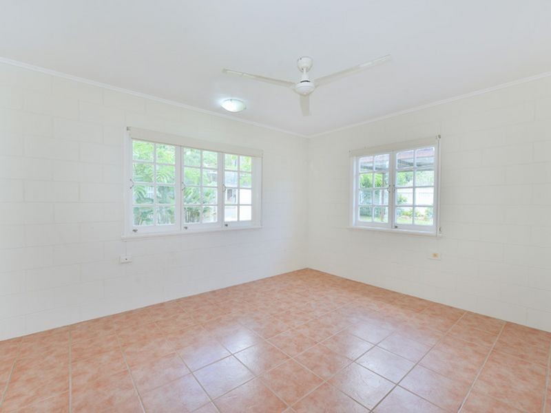 28 Murchison Street, Whitfield QLD 4870