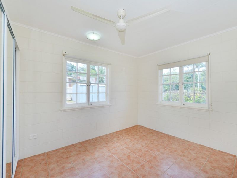 28 Murchison Street, Whitfield QLD 4870