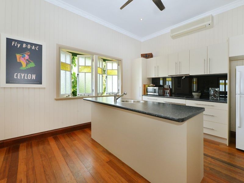 14 Barr Street, Earlville QLD 4870