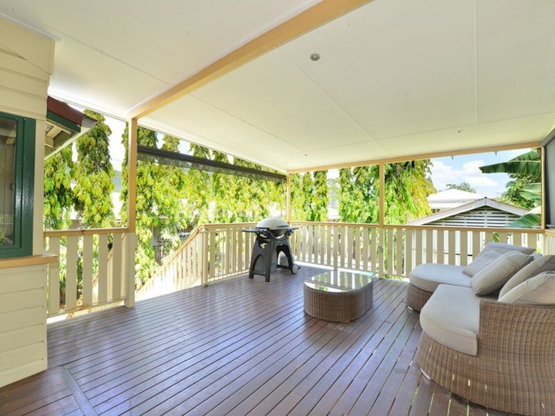 14 Barr Street, Earlville QLD 4870