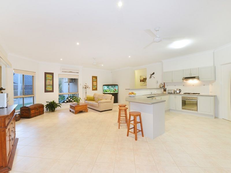 5 Kulgun Street, Caravonica QLD 4878