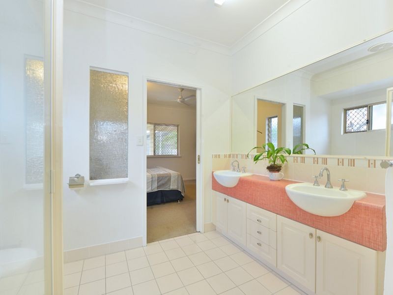 5 Kulgun Street, Caravonica QLD 4878