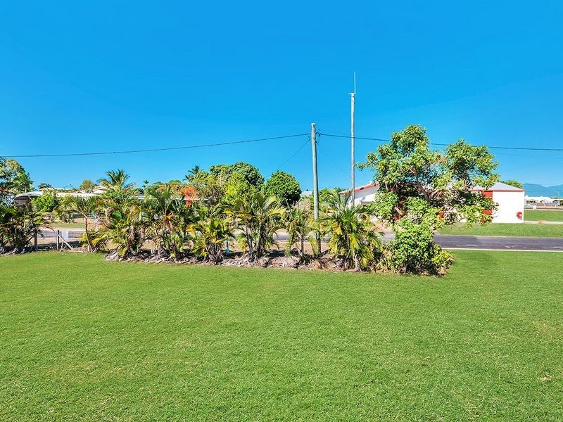 5 Panos Street, Cardwell QLD 4849