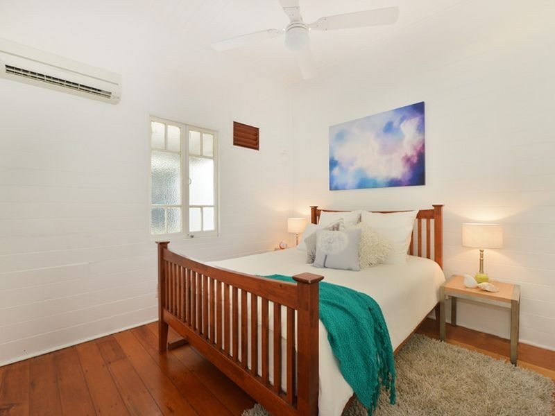 257 Mcleod Street, Cairns North QLD 4870