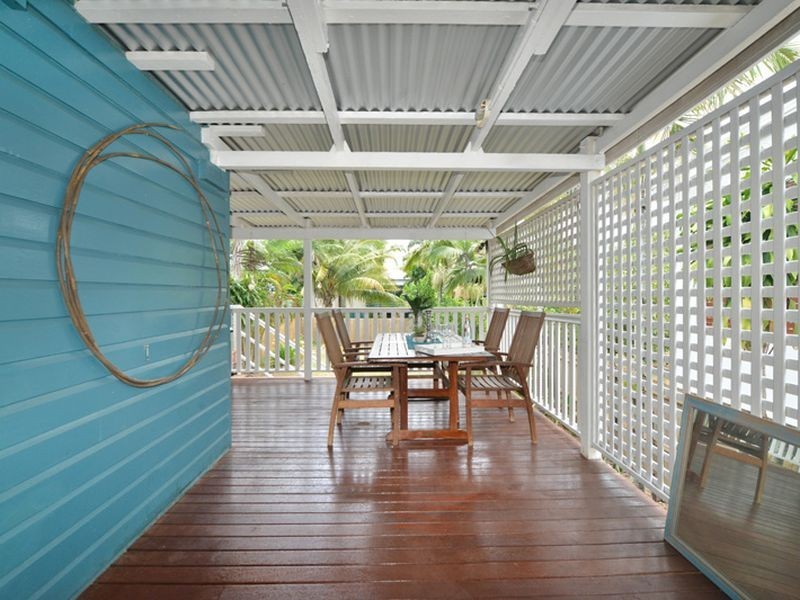 257 Mcleod Street, Cairns North QLD 4870