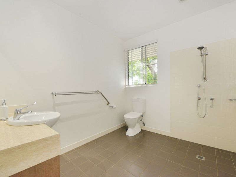 30-36 Caribbean Street, Holloways Beach QLD 4878