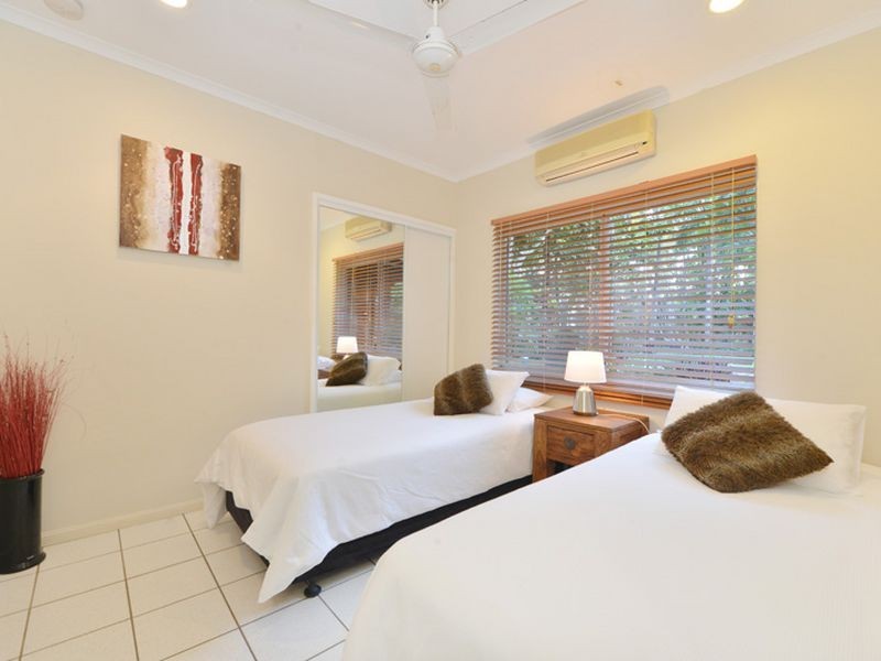 30-36 Caribbean Street, Holloways Beach QLD 4878