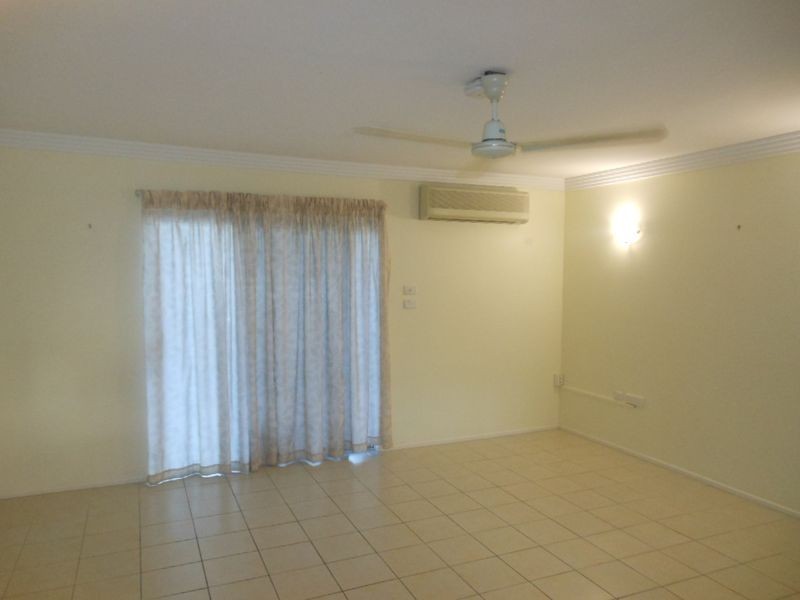 4/120 Greenslopes Street, Edge Hill QLD 4870