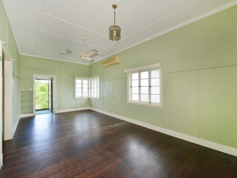 395 Mayers Street, Edge Hill QLD 4870