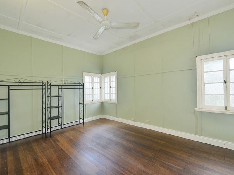 395 Mayers Street, Edge Hill QLD 4870
