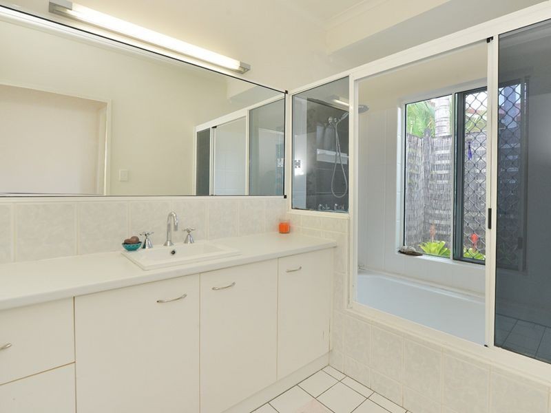 3 Duvir Close, Brinsmead QLD 4870