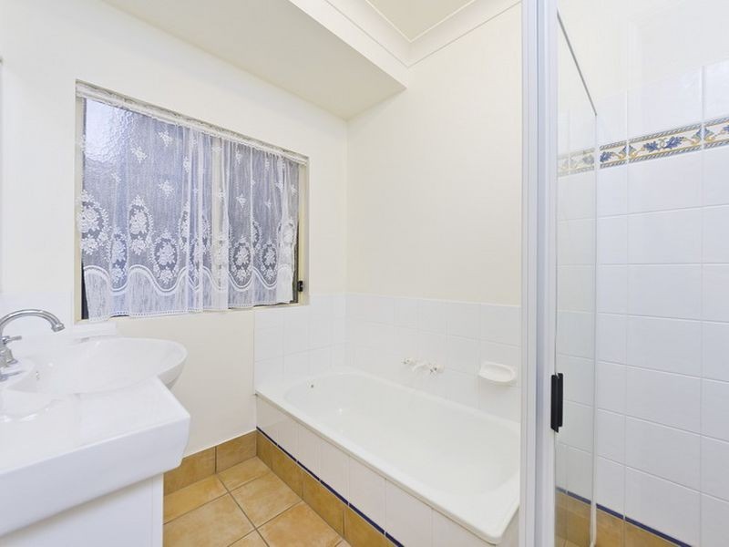 3 West Park Ridge Drive, Brinsmead QLD 4870
