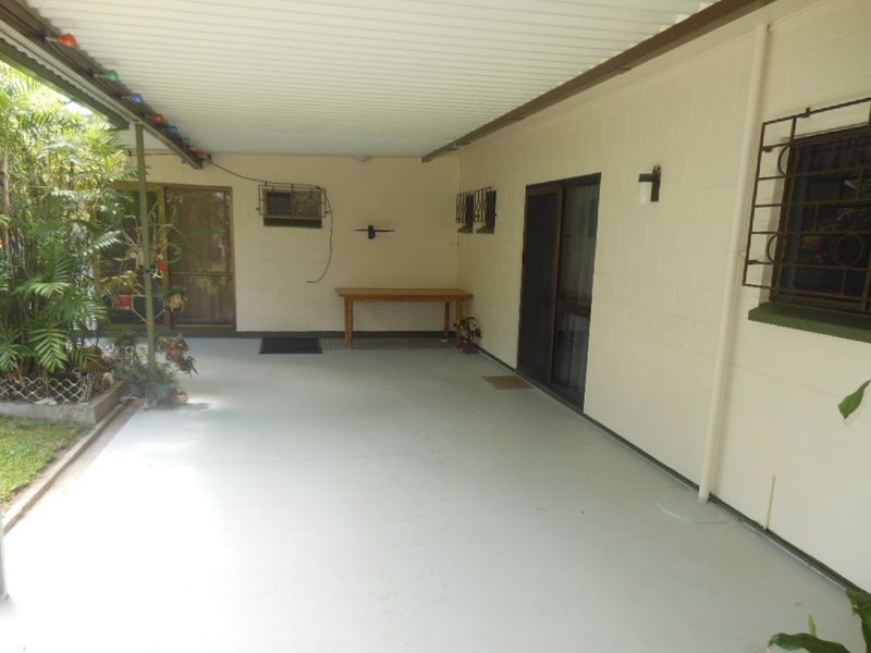 12 Stirling Street, Whitfield QLD 4870