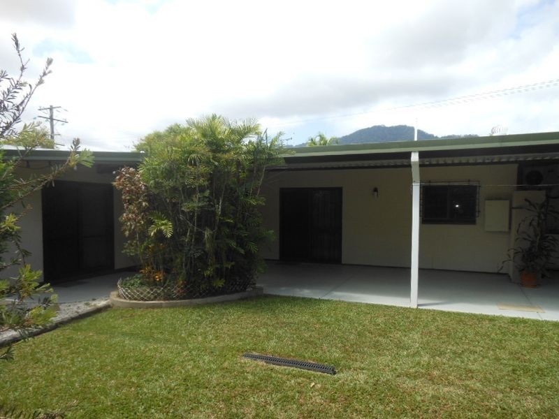 12 Stirling Street, Whitfield QLD 4870