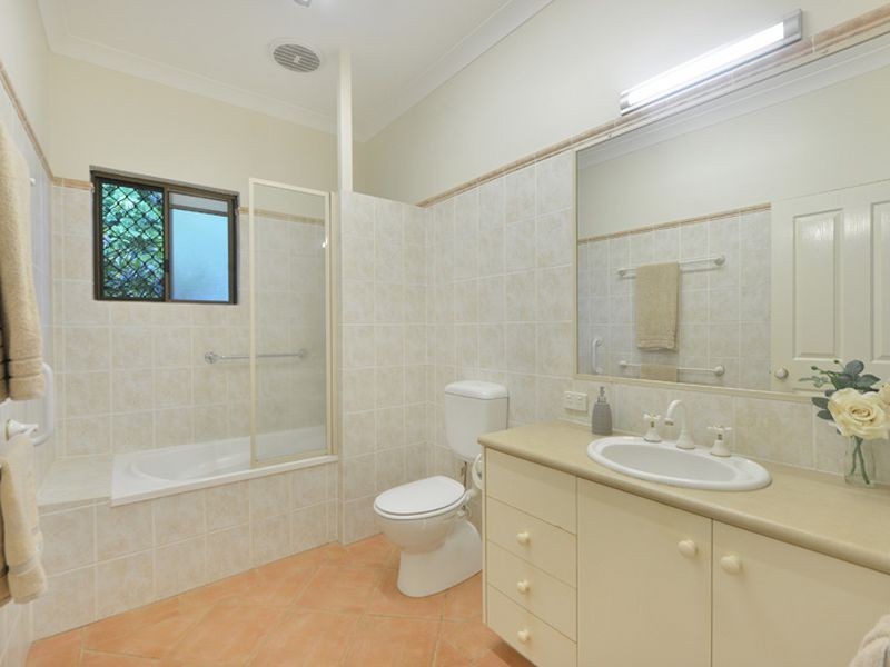 44-50 Harvey Road, Redlynch QLD 4870
